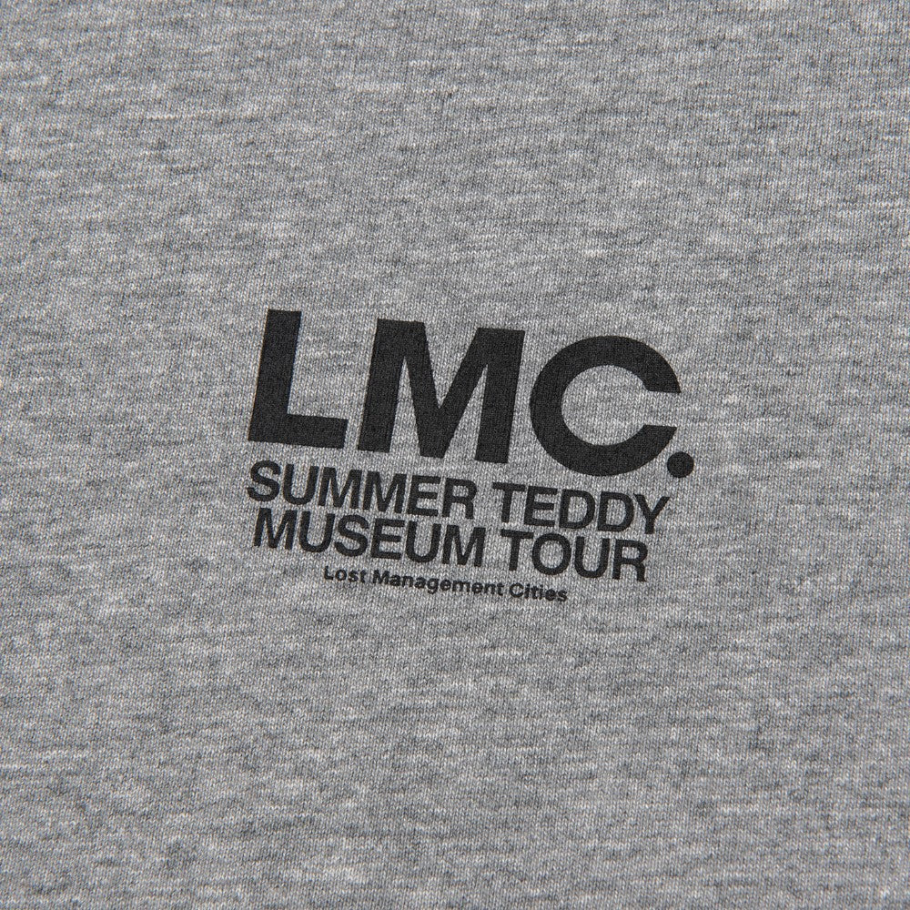 Su  er Teddy  useu  Tour Tee - Image 3